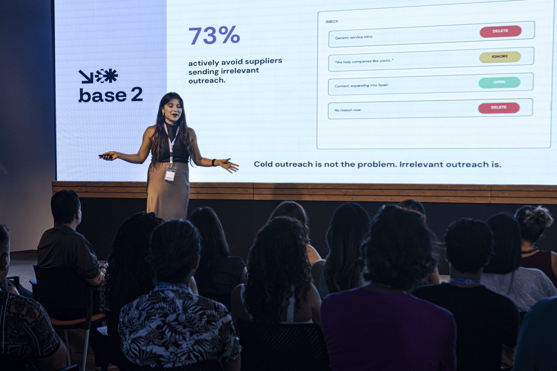 Chiara Bolzon speaking on stage
